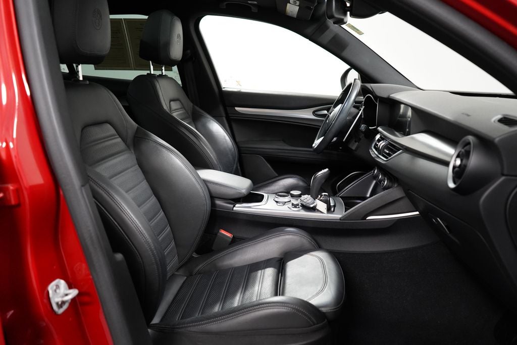 2023 Alfa Romeo Stelvio Veloce