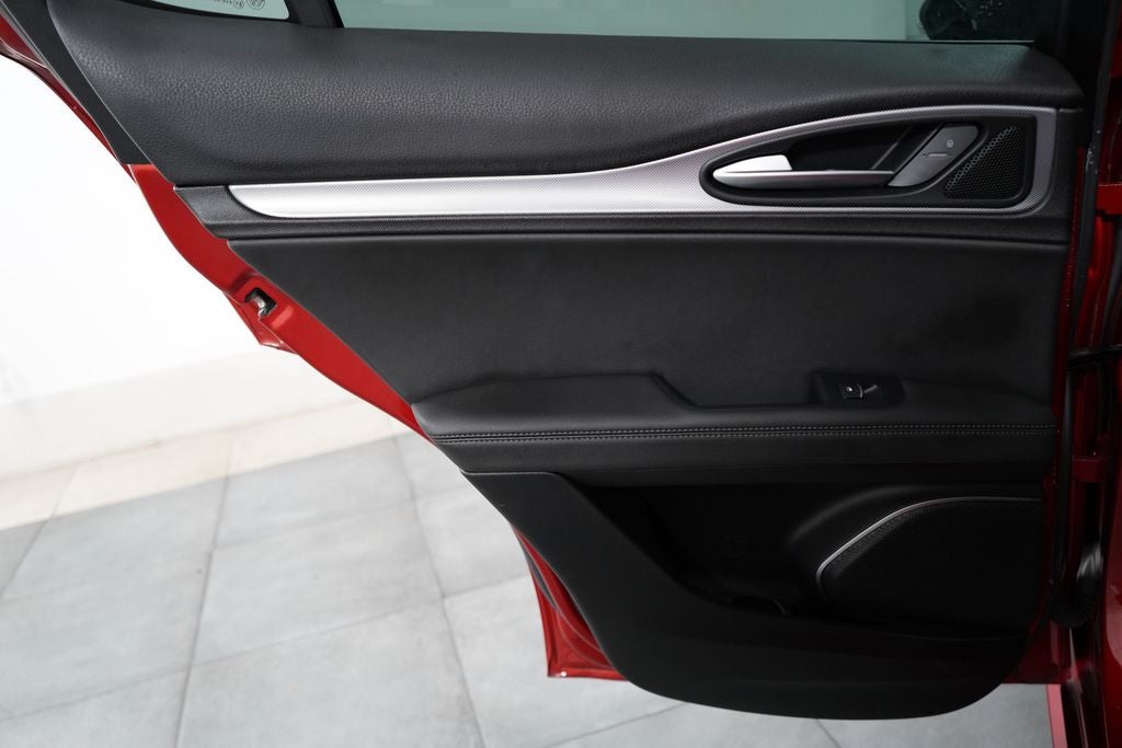 2023 Alfa Romeo Stelvio Veloce