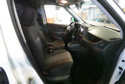 2022 RAM ProMaster City Cargo Van Base