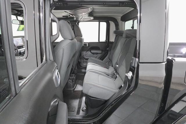 2024 Jeep Gladiator Nighthawk