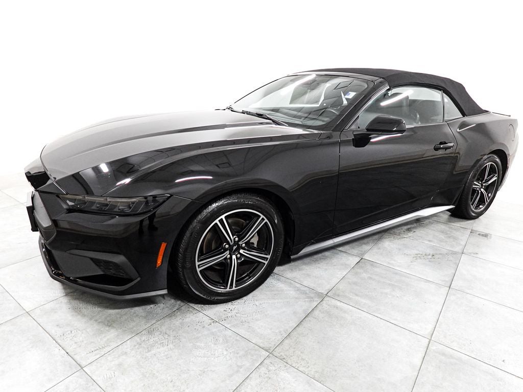 2025 Ford Mustang EcoBoost