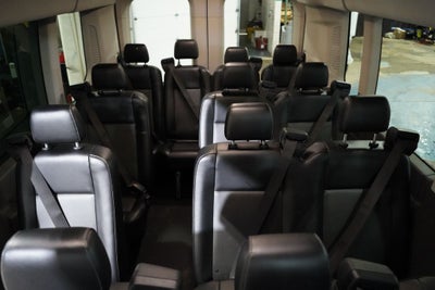 2023 Ford Transit-350 XL