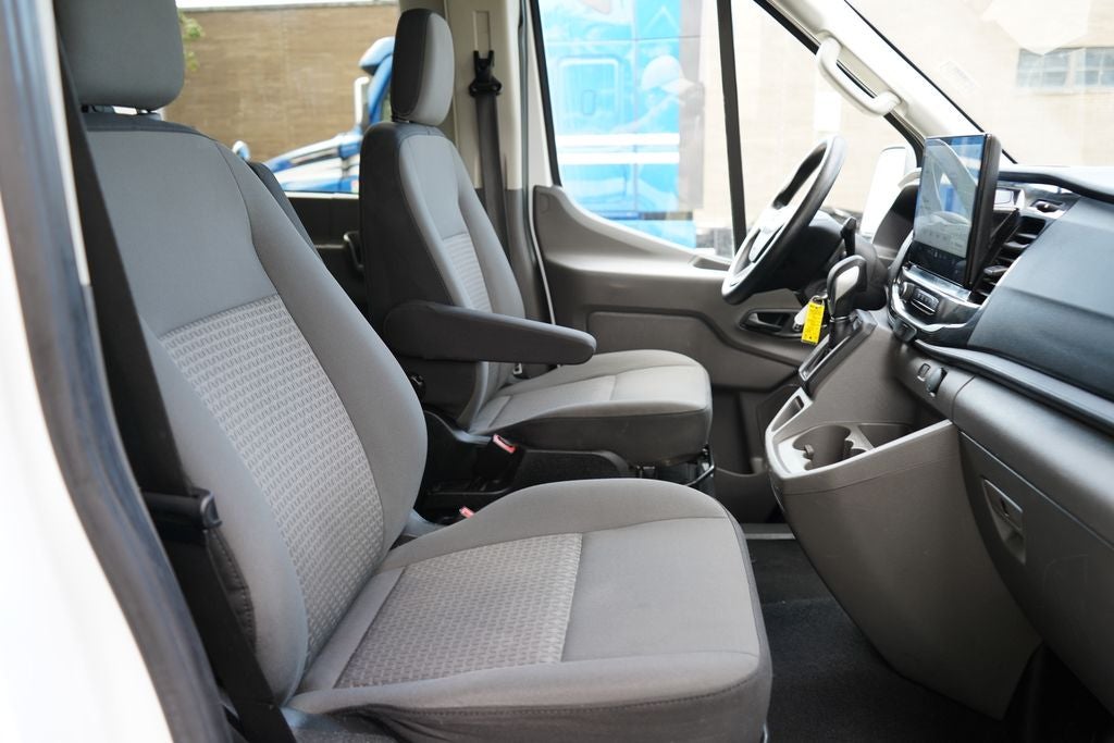 2024 Ford Transit-350 XLT