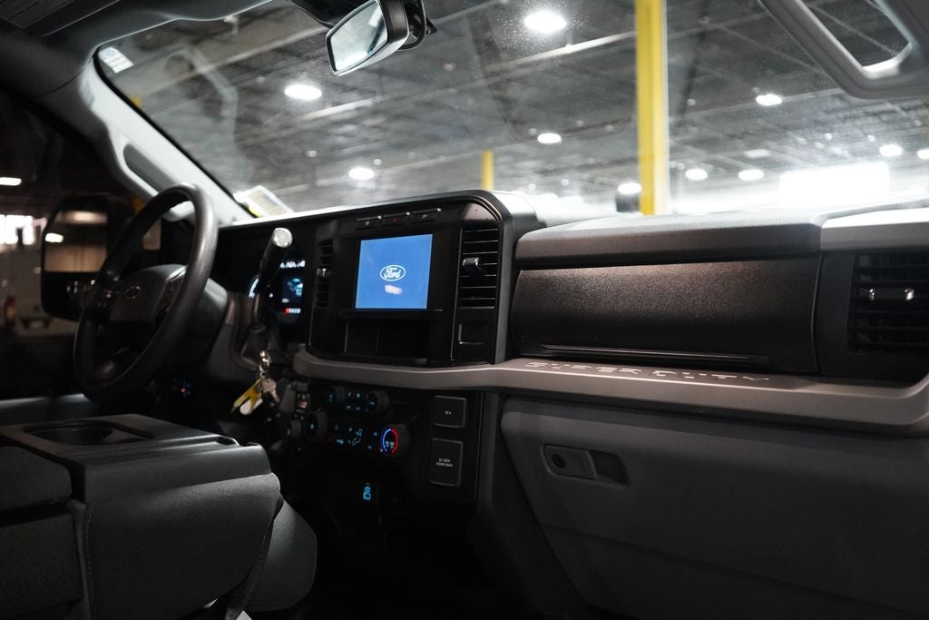 2024 Ford F-550SD XLT DRW