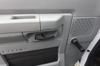 2017 Ford E-350SD Base Cutaway