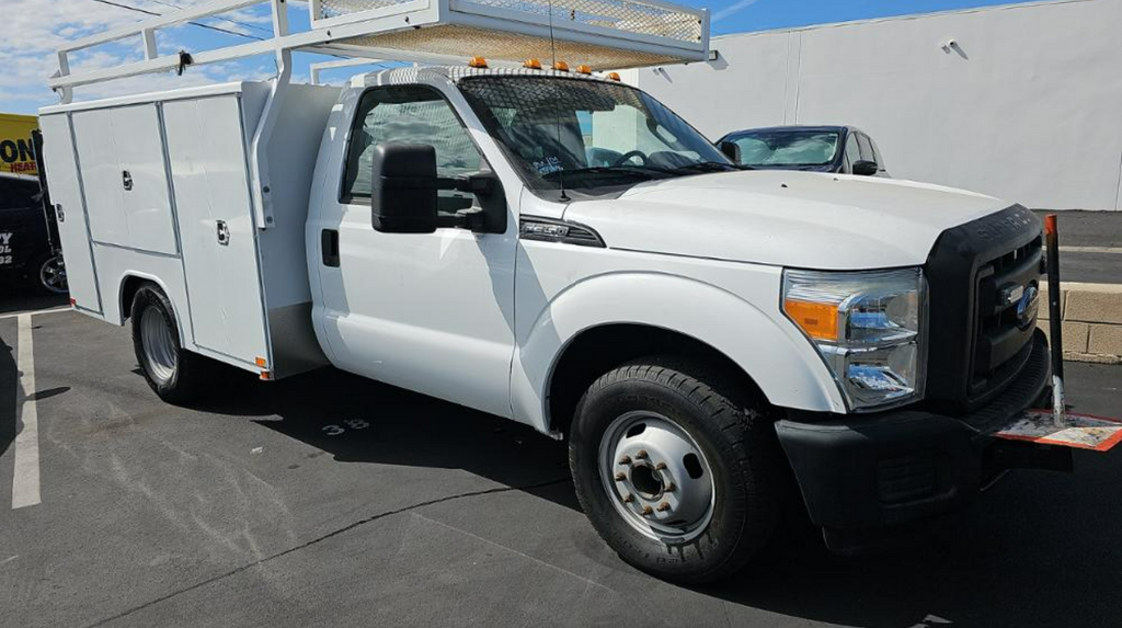 2016 Ford F-350 XL Regular Cab 141-In DRW's photo