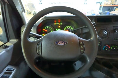 2011 Ford E-350SD Base Cutaway