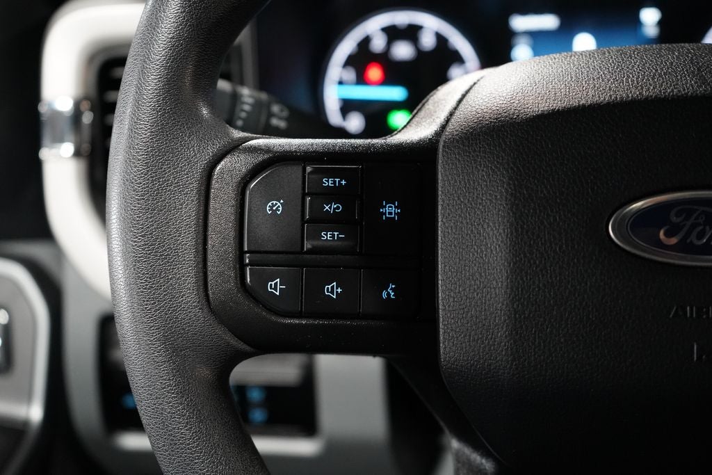 2025 Ford F-550SD XLT DRW