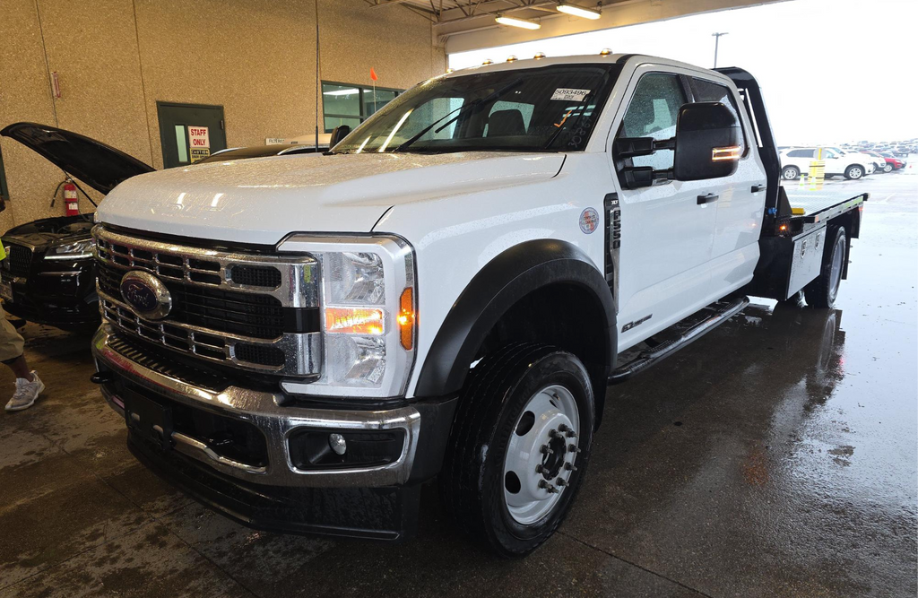 2025 Ford F-550's photo