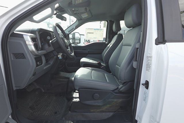 2025 Ford F-550SD XL DRW