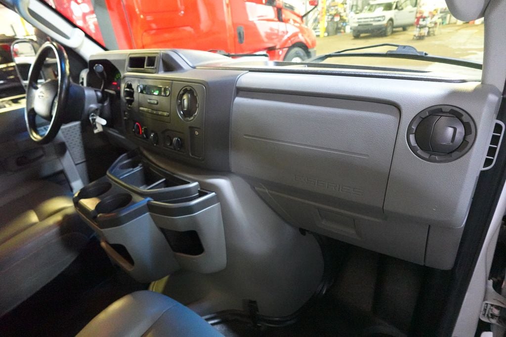 2019 Ford E-350SD Base Cutaway