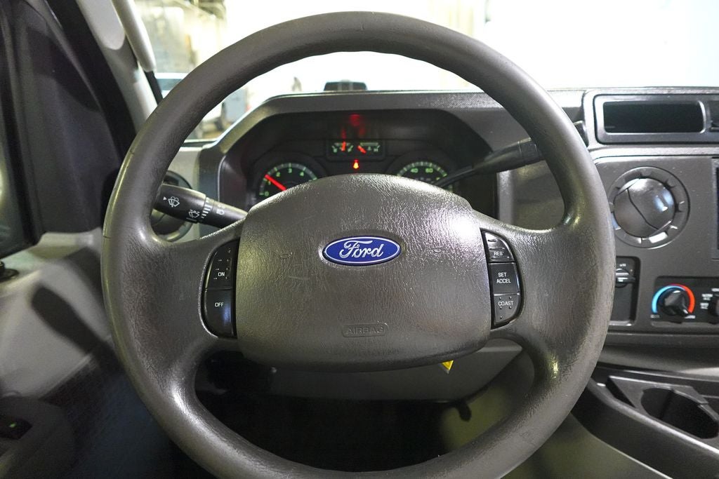 2019 Ford E-350SD Base Cutaway