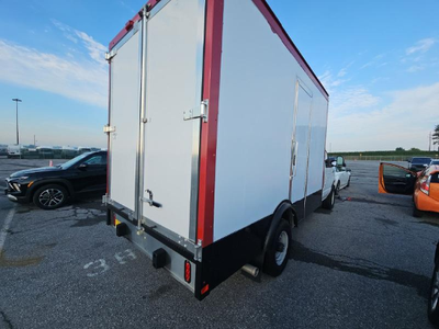 2023 Ford E-350SD Base Cutaway
