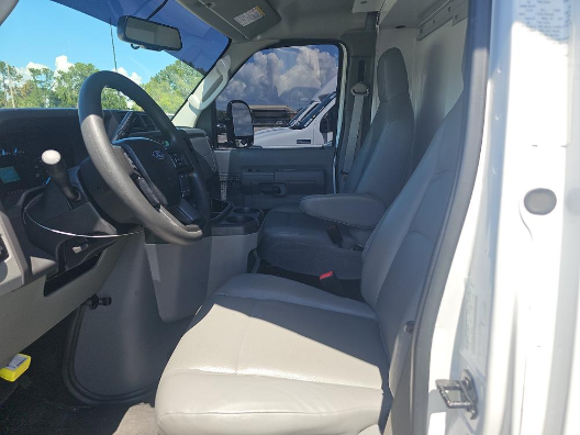 2024 Ford E-350SD Base Cutaway