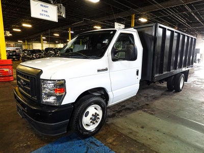 2025 Ford E-350SD Base Cutaway