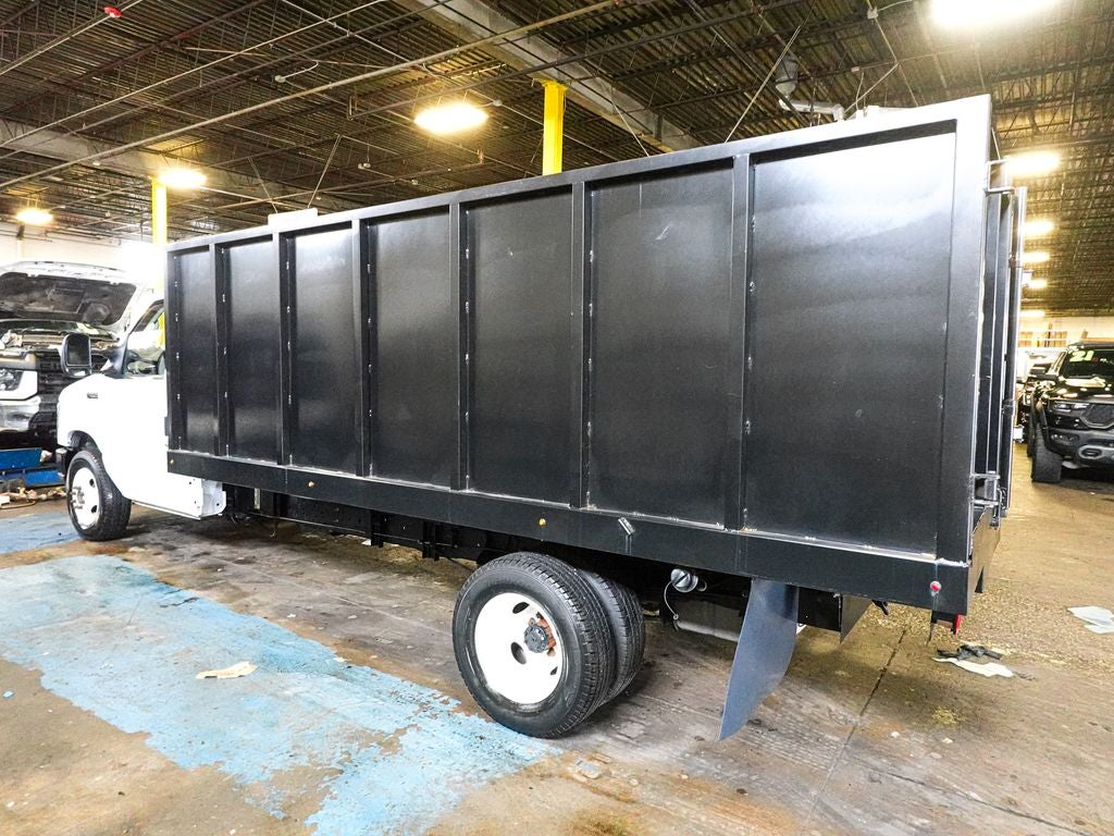 2025 Ford E-350SD Base Cutaway