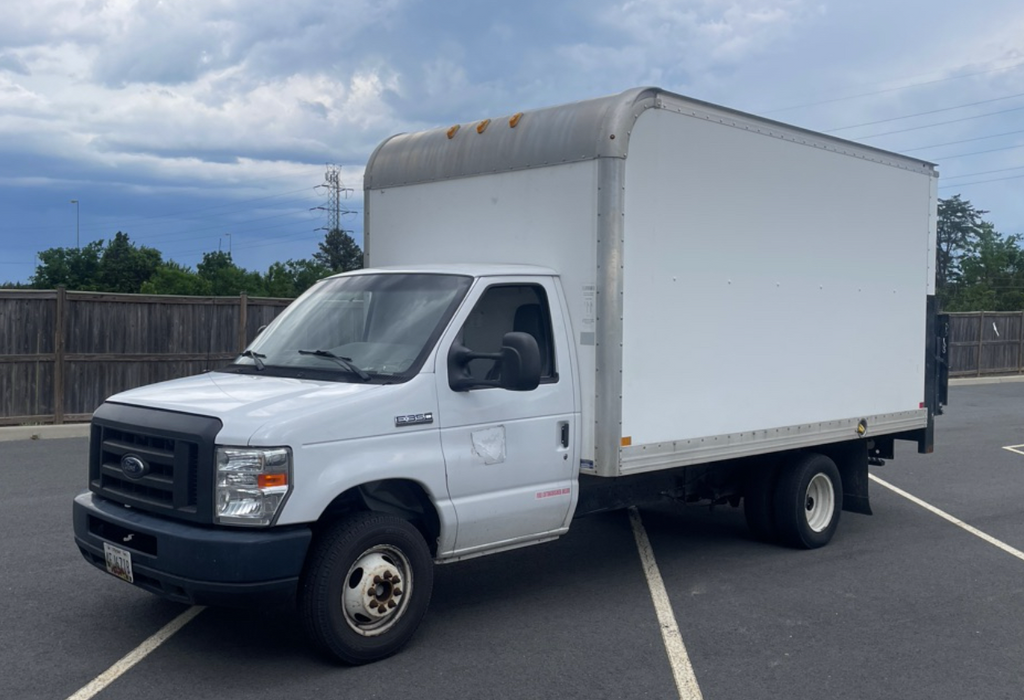 2019 Ford E-350SD Base Cutaway