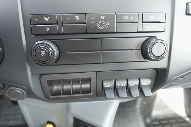 2025 Ford F-650SD Base