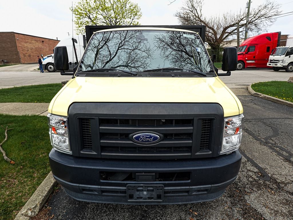 2021 Ford E-450SD Base DRW