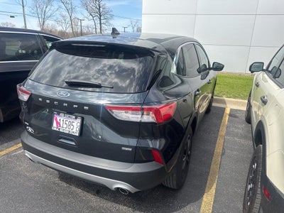 2022 Ford Escape SE Hybrid