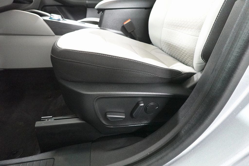 2023 Ford Escape Hybrid Active