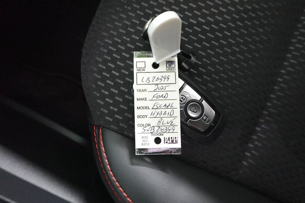 2025 Ford Escape Hybrid ST-Line