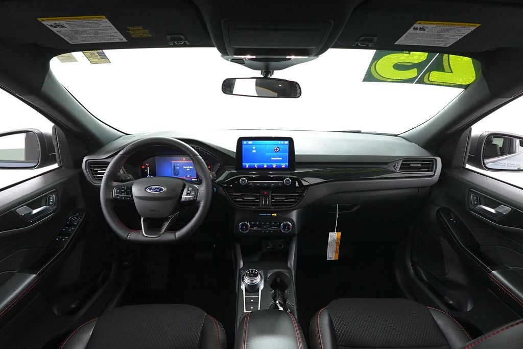 2025 Ford Escape Hybrid ST-Line