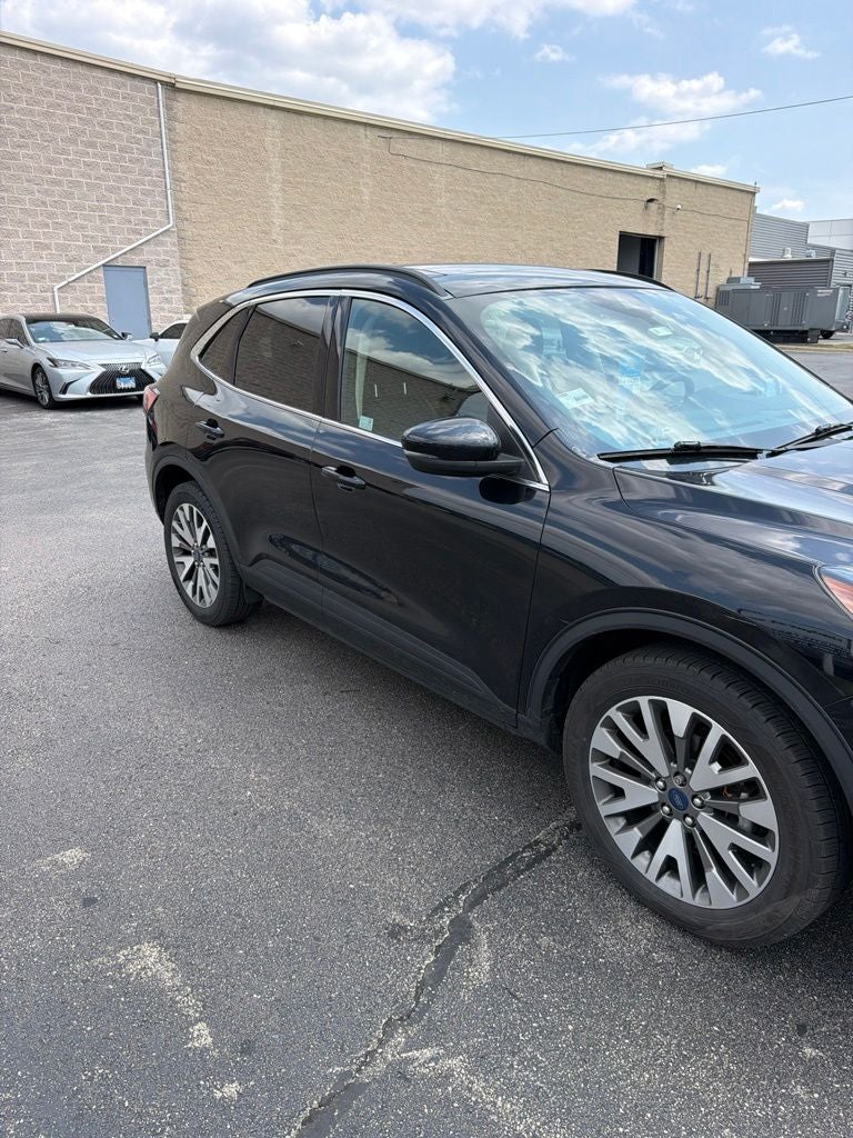 2020 Ford Escape Titanium