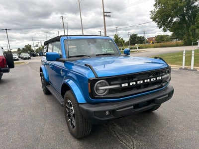 2023 Ford Bronco Base