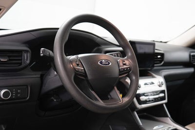2022 Ford Explorer Base