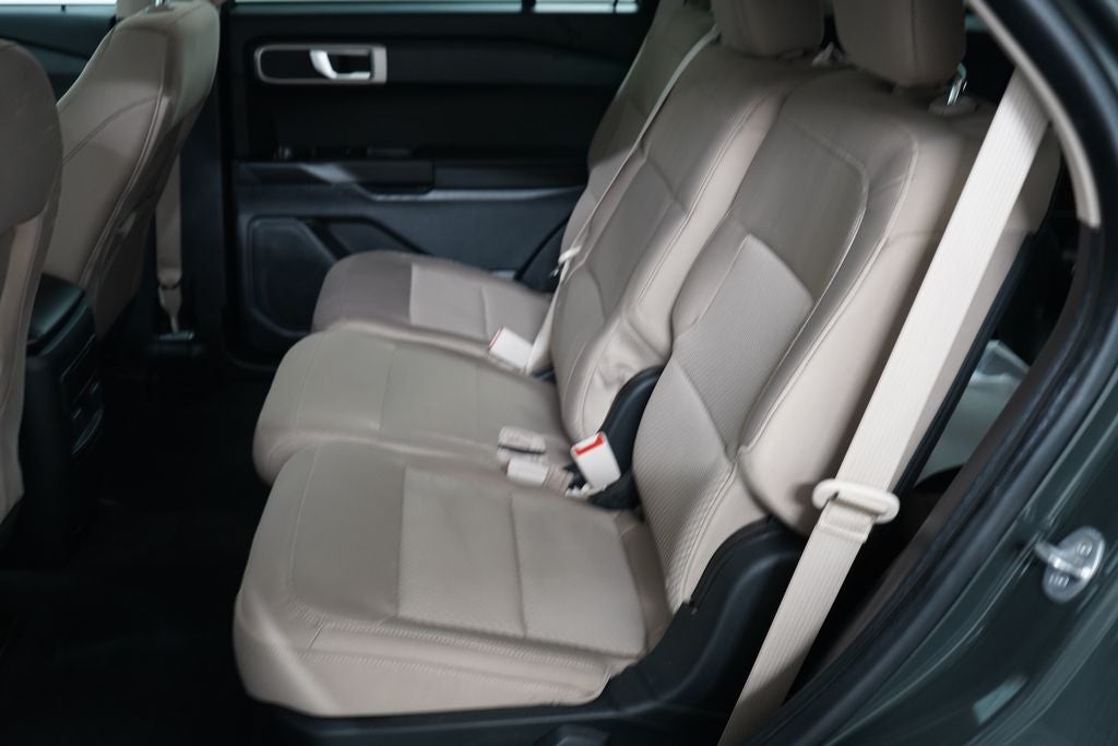 2022 Ford Explorer Base