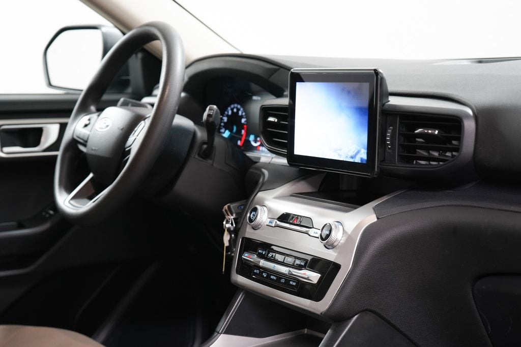 2022 Ford Explorer Base
