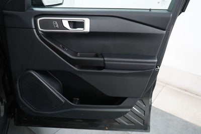 2022 Ford Explorer Base