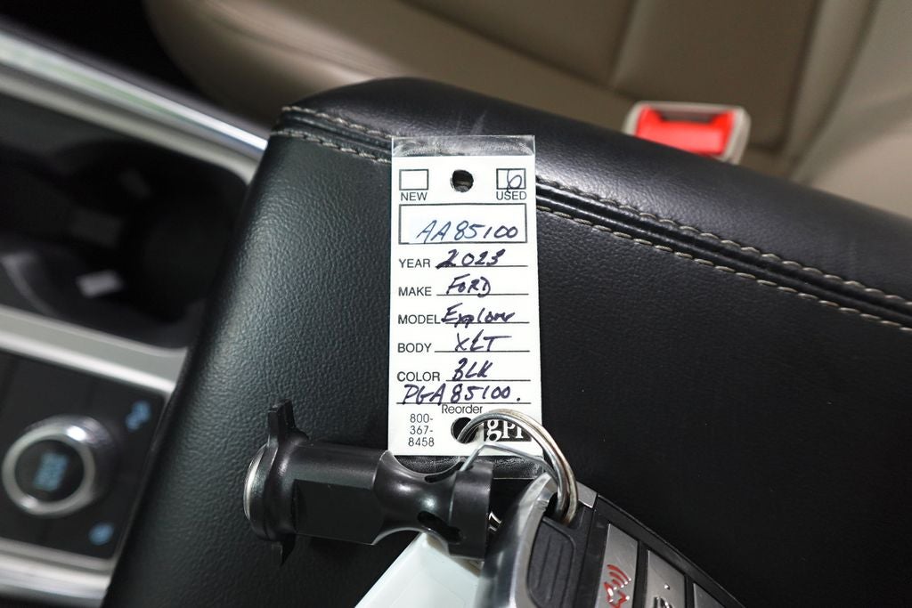 2023 Ford Explorer XLT