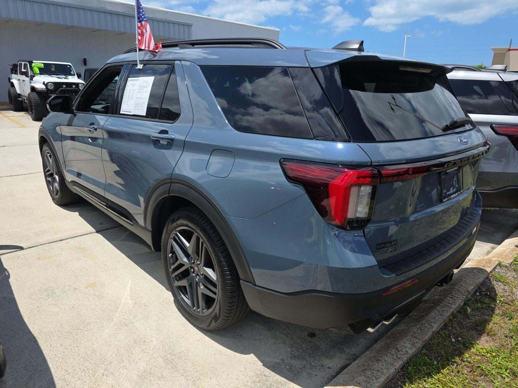 2025 Ford Explorer ST