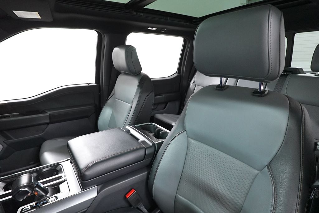 2023 Ford F-150 Lightning Lariat