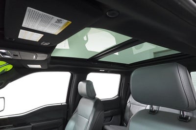 2023 Ford F-150 Lightning Lariat