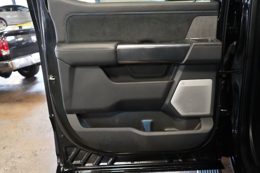 2025 Ford F-250SD Platinum
