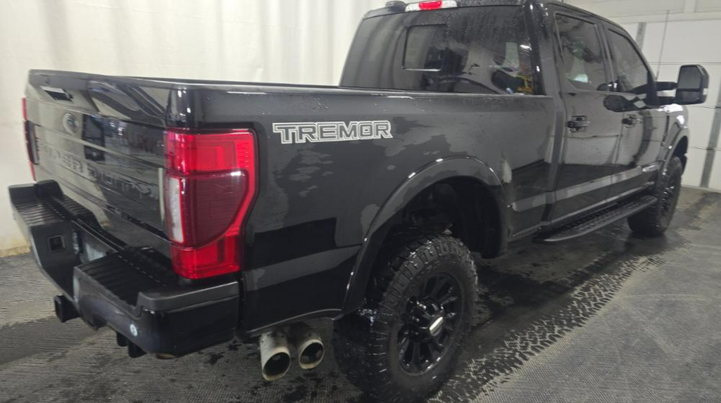 2022 Ford F-250SD Lariat Tremor