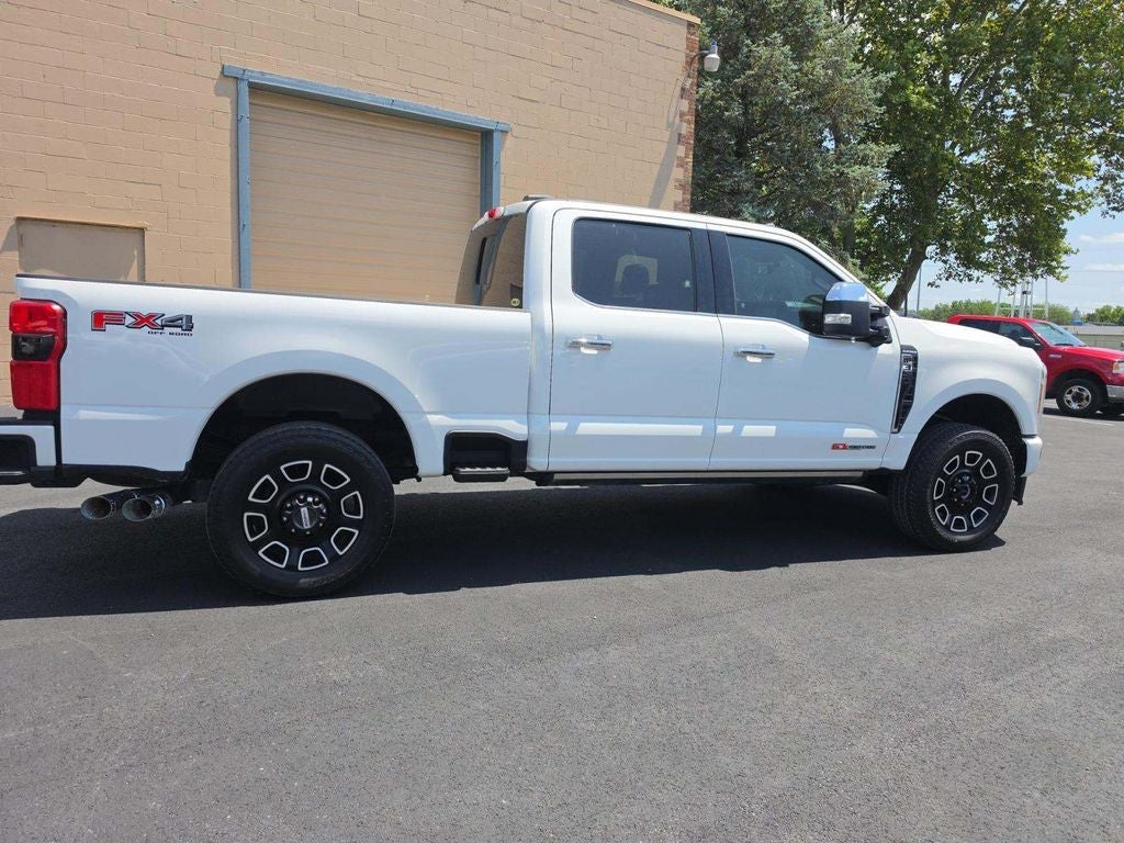 2023 Ford F-350SD Platinum