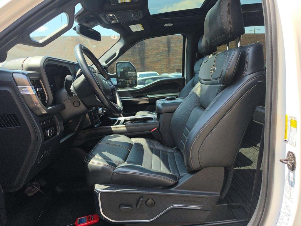 2023 Ford F-350SD Platinum