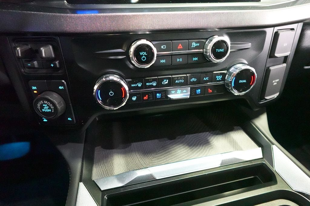 2025 Ford F-350SD Platinum