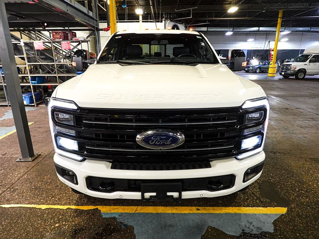 2025 Ford F-350SD Platinum