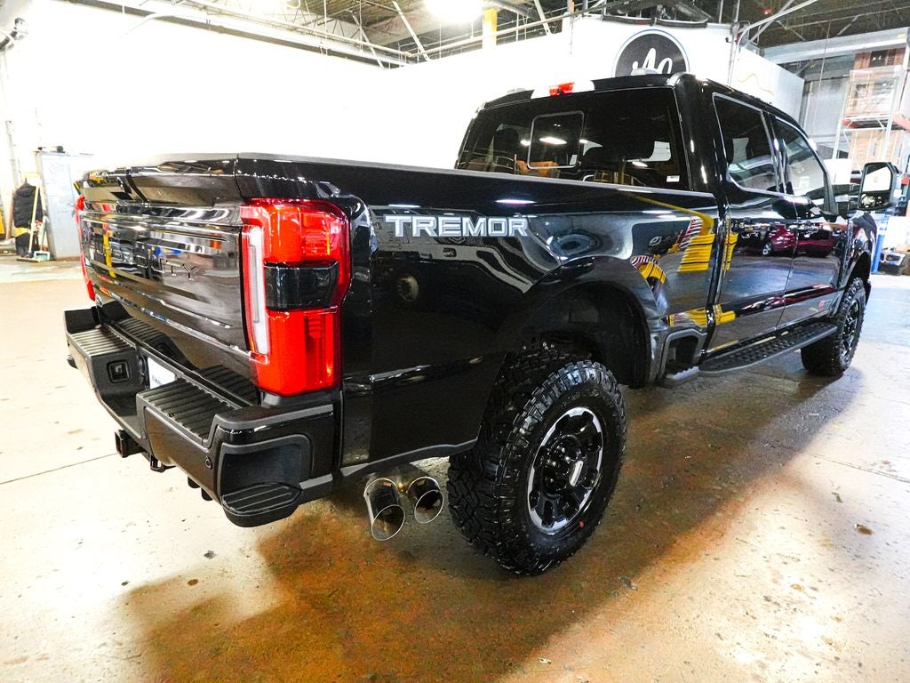 2025 Ford F-350SD Platinum