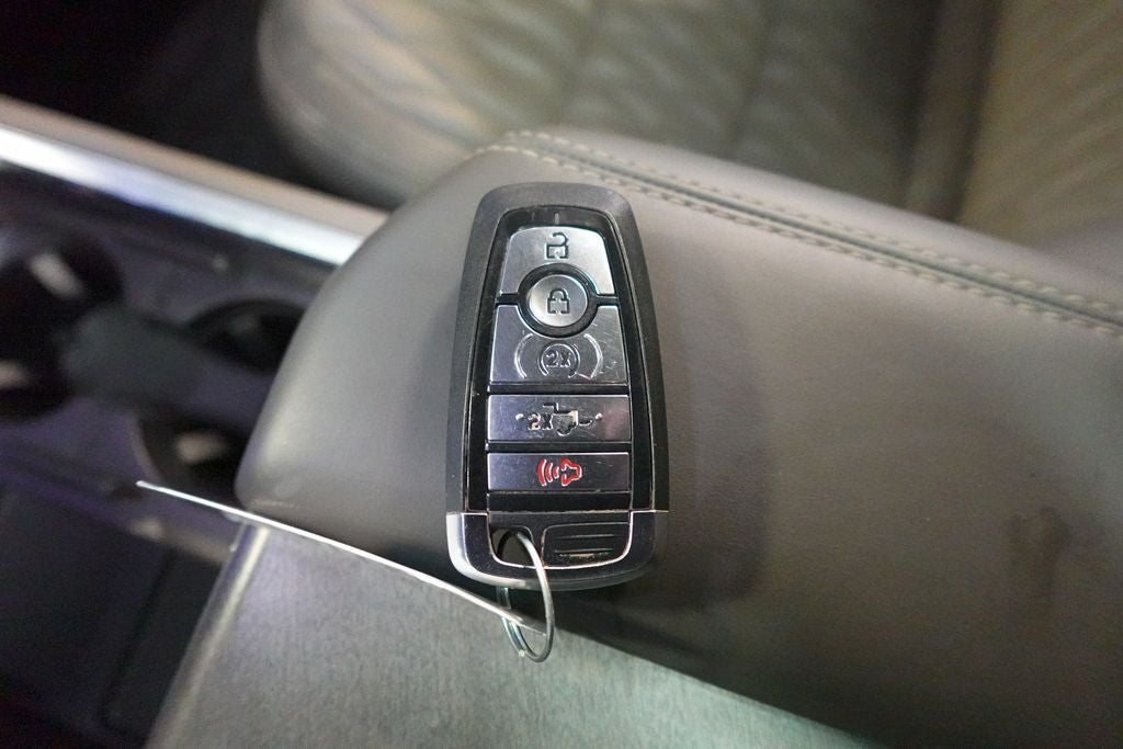2025 Ford F-350SD Platinum