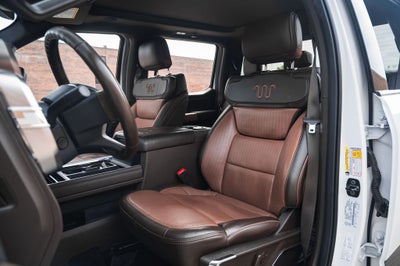 2025 Ford F-450SD King Ranch DRW