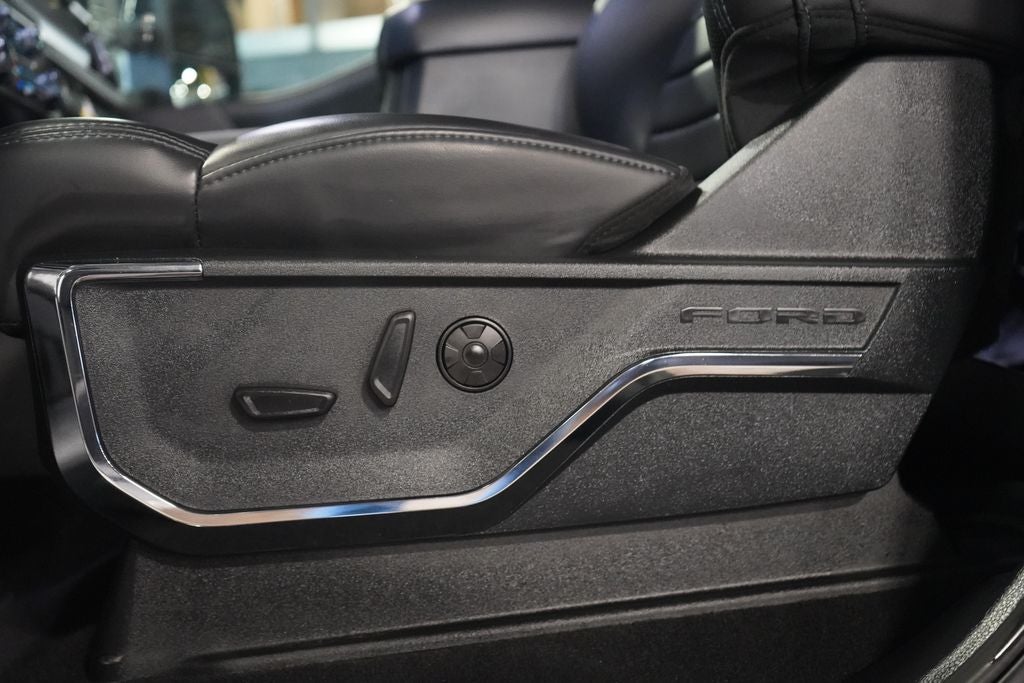 2025 Ford F-450SD Platinum