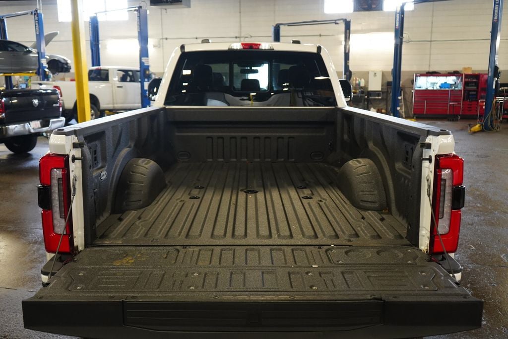2025 Ford F-450SD Platinum