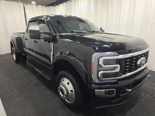2023 Ford F-450 Platinum 4x4 Crew Cab 8' Box DRW's photo