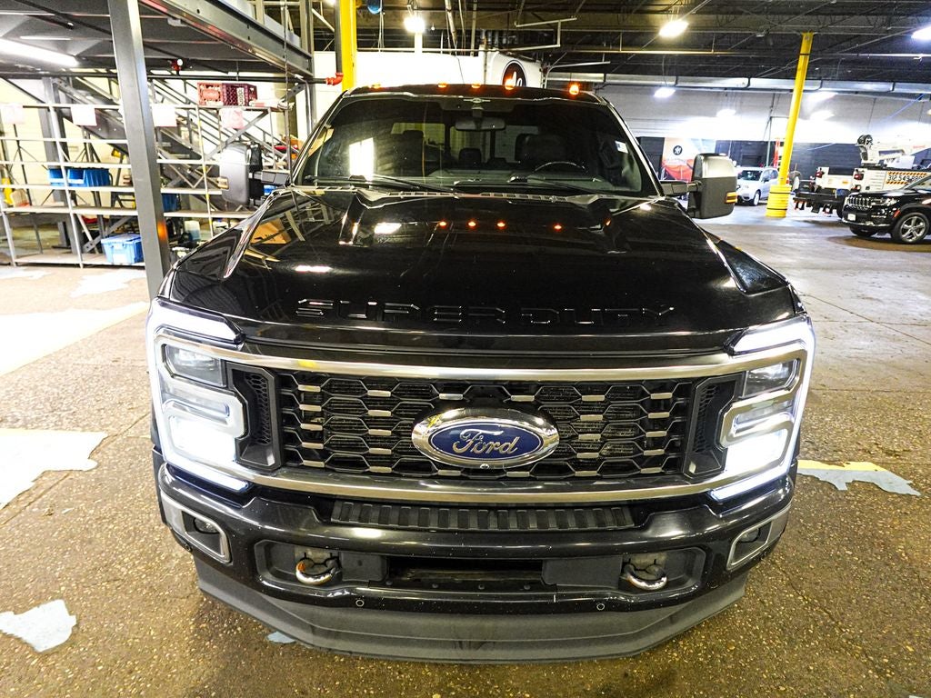 2023 Ford F-450SD Platinum